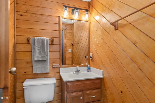 $898,000 | 147 Moncure Lane, Henrico, NC 27842