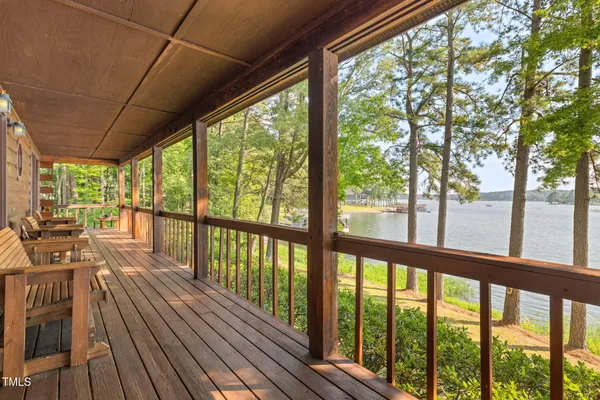 $850,000 | 147 Moncure Lane, Henrico, NC 27842