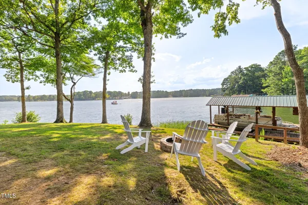 $850,000 | 147 Moncure Lane, Henrico, NC 27842