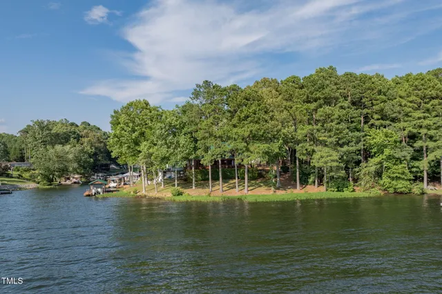 $898,000 | 147 Moncure Lane, Henrico, NC 27842