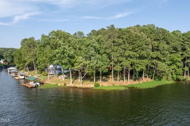 $898,000 | 147 Moncure Lane, Henrico, NC 27842