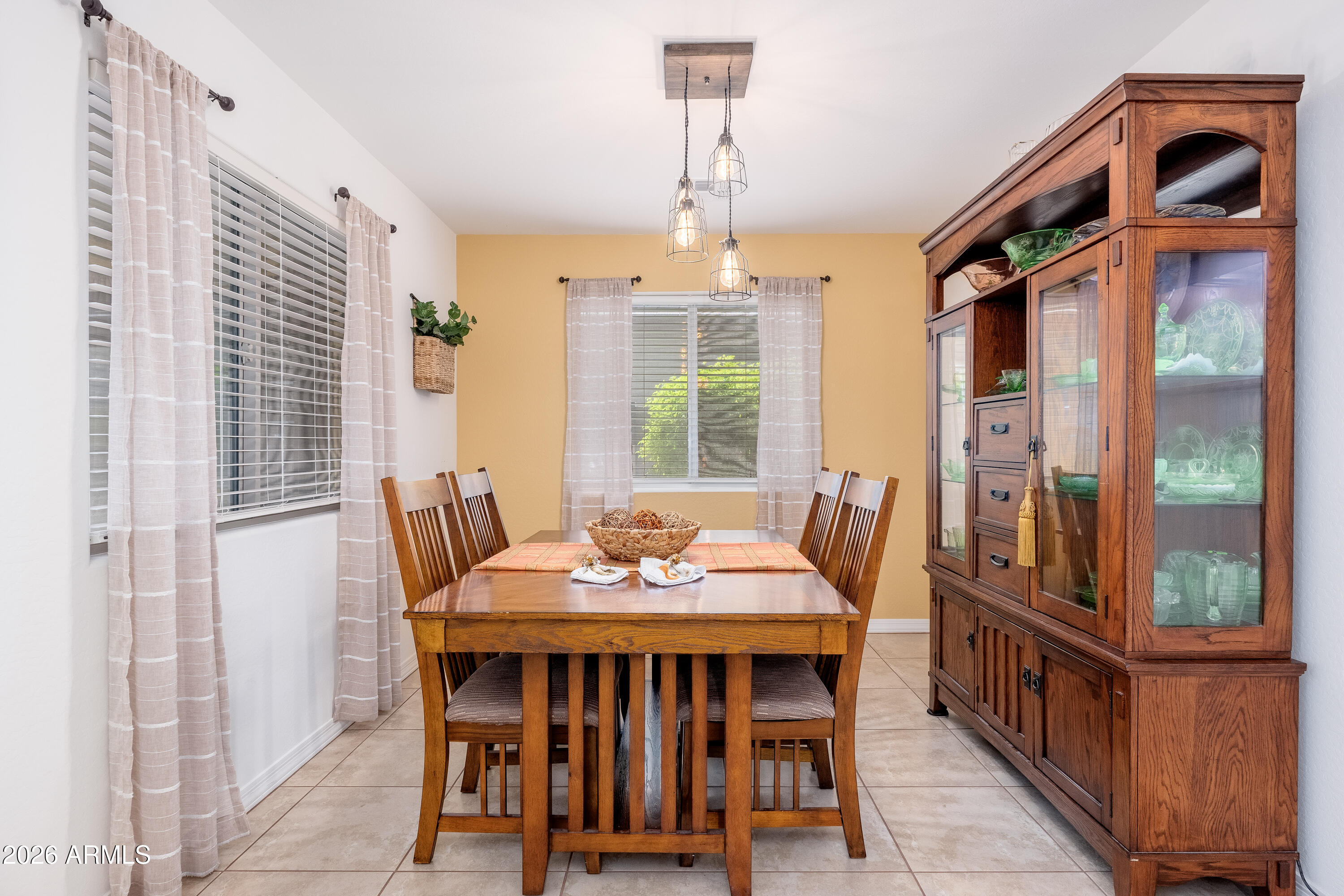 1778 South Hayley Road Apache Junction, AZ 85119 - Photo 11 of 52 Dining Room