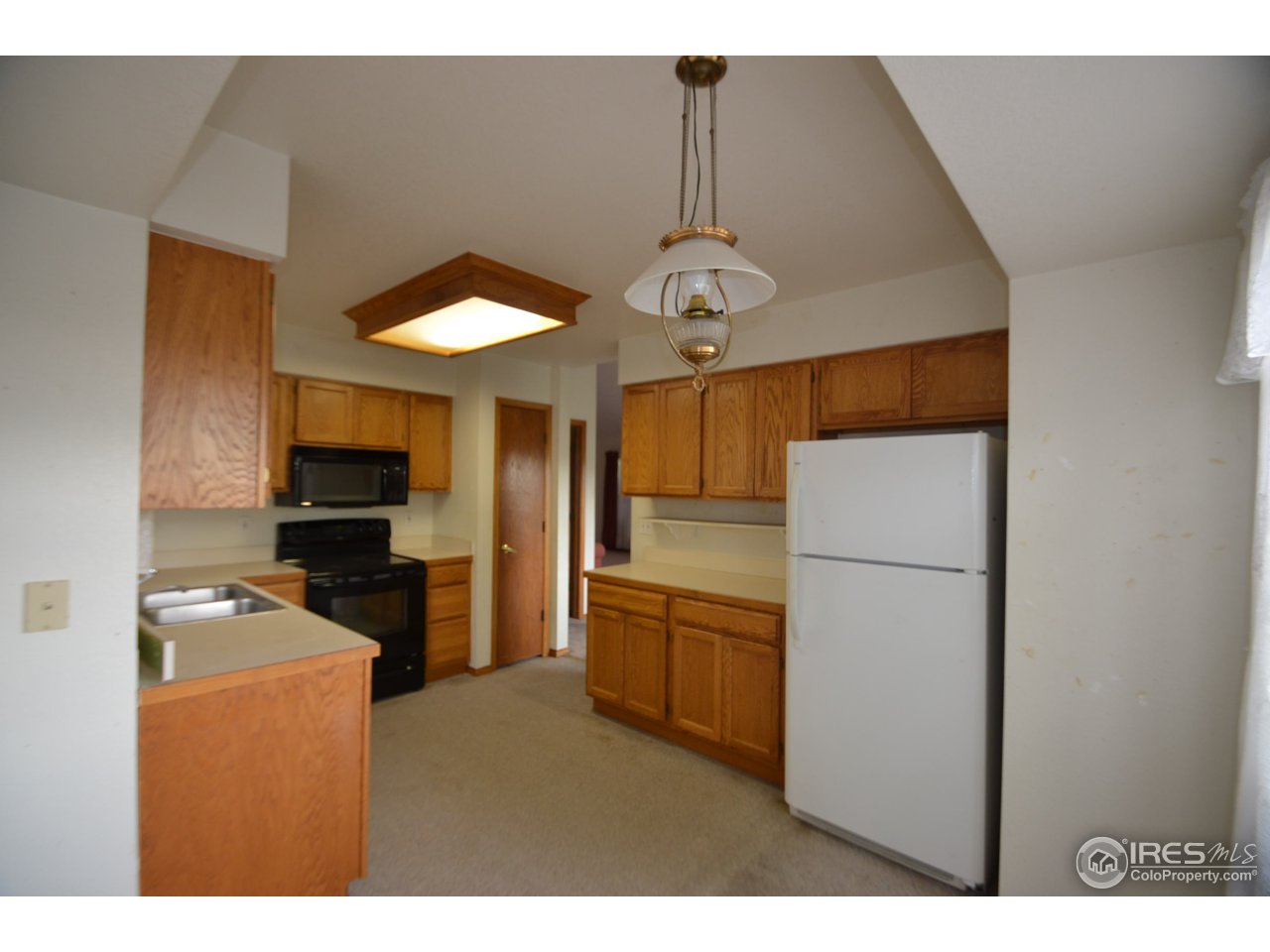 641 Wade Road Longmont, CO 80503 - Photo 6 of 14