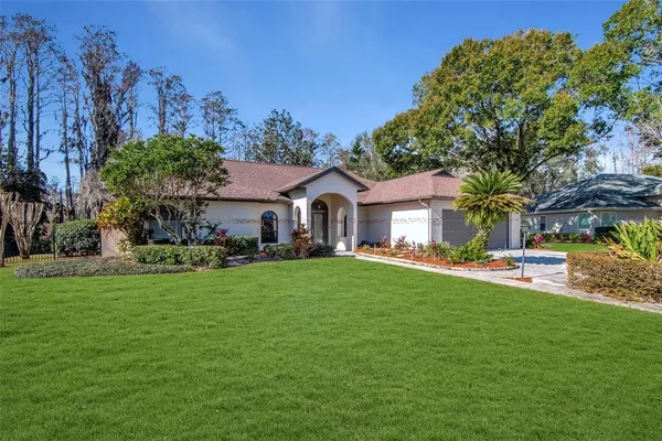 $729,000 | 18306 Pleasant Ridge Place, Lutz, FL 33548