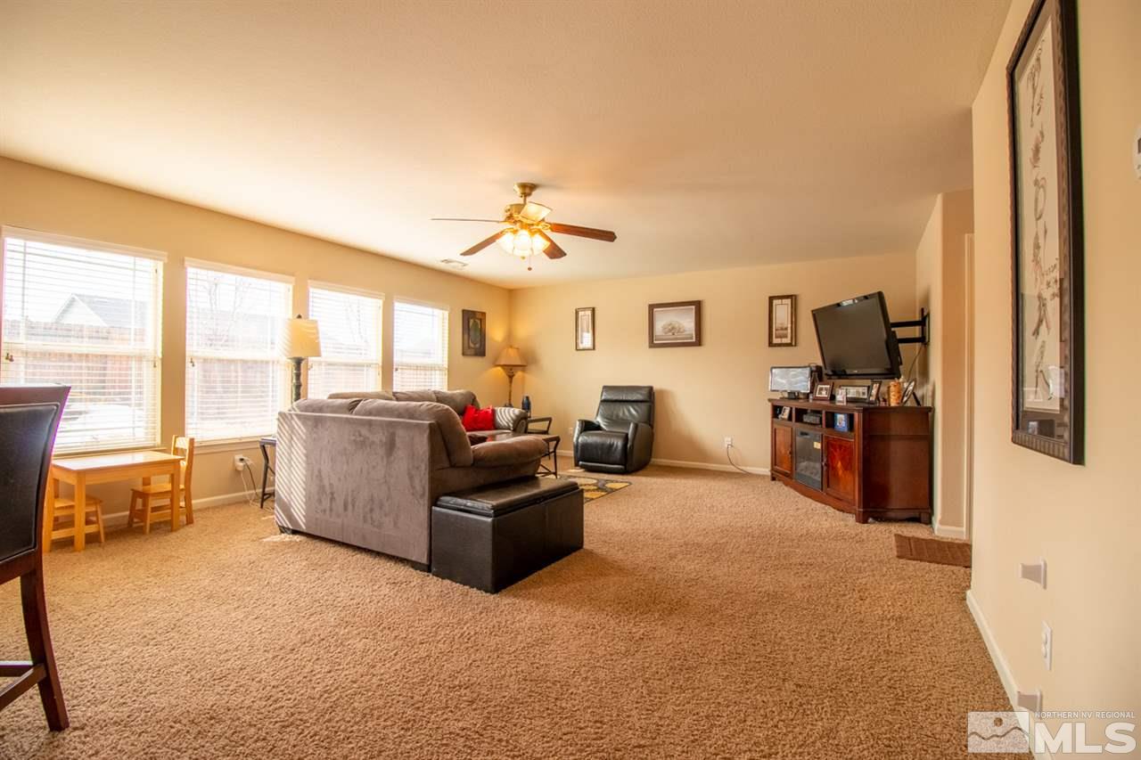 9175 Andraste Way Reno, NV 89506 - Photo 3 of 18 Photo 3