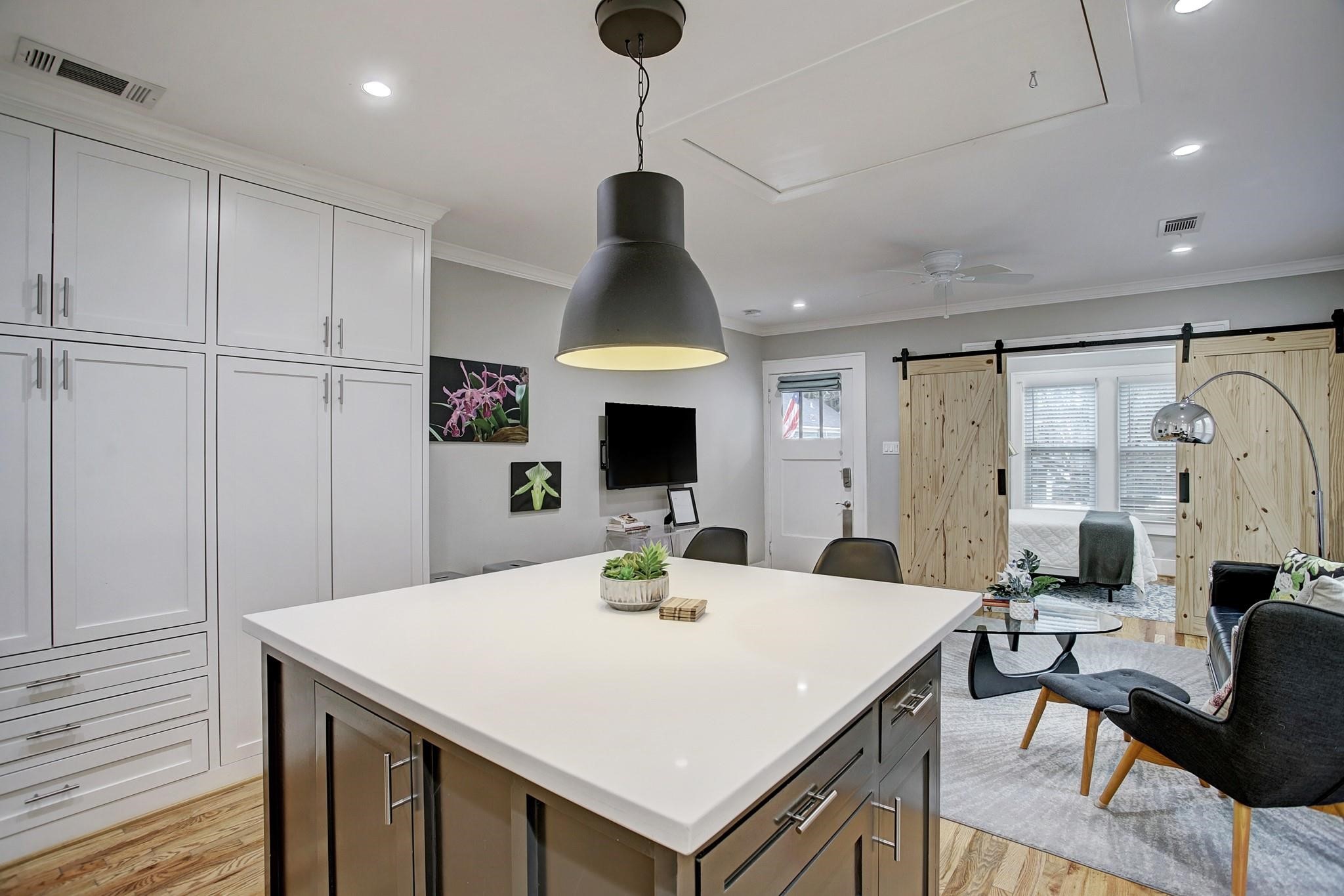 127 Payne Street Houston, TX 77009 - Photo 9 of 23