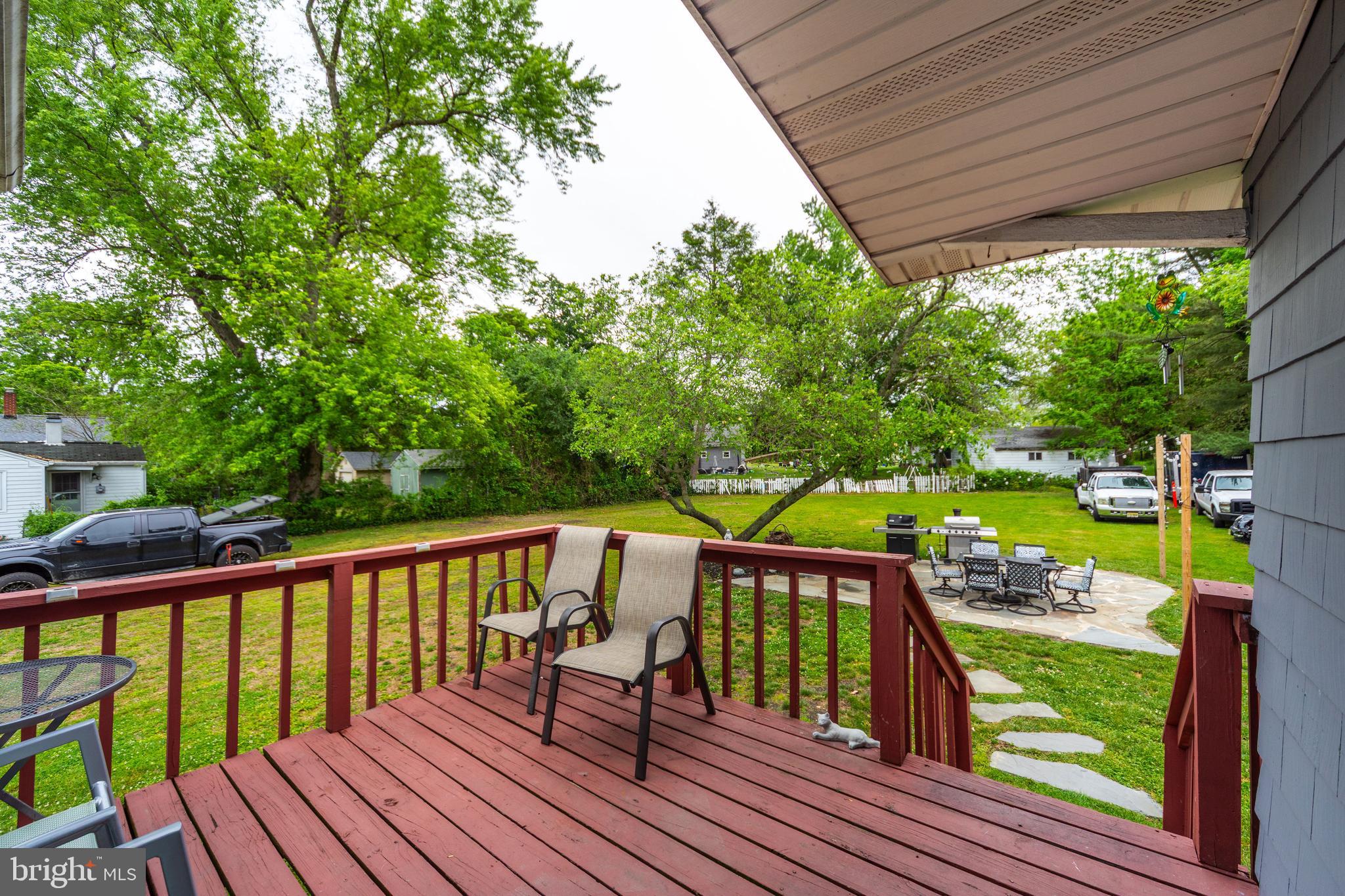 27 Elm Avenue Clementon, NJ 08021 - Photo 18 of 28