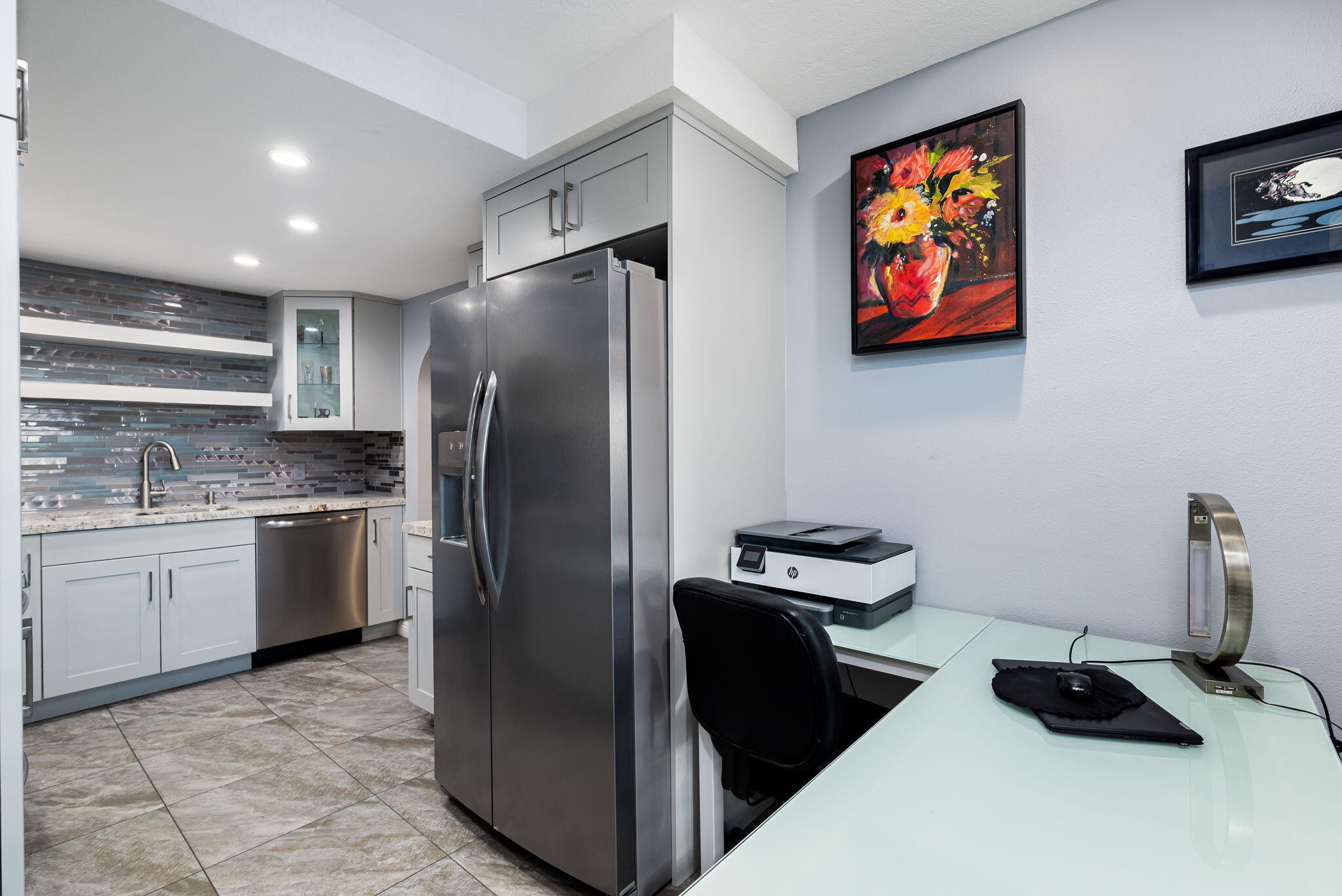 412 Rio Vista Drive Palm Springs, CA 92262 - Photo 18 of 45 a kitchen with a refrigerator stove and a sink