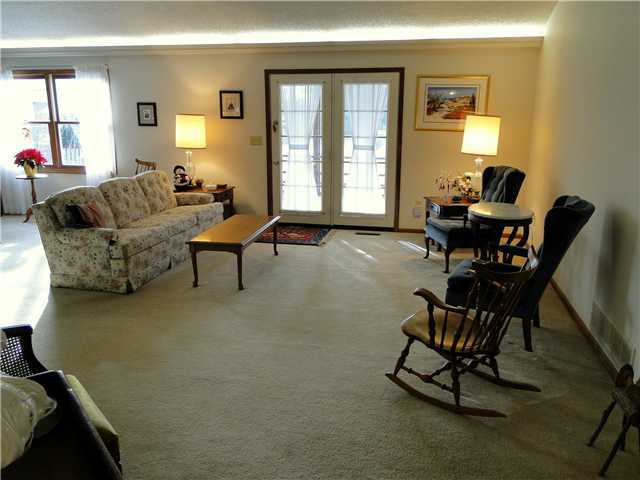 2211 Summit View Road Dublin, OH 43016 - Photo 2 of 17