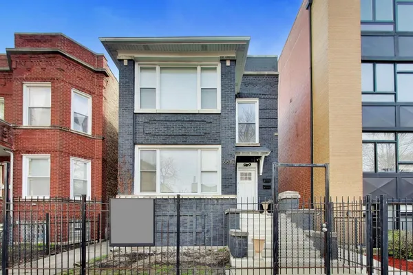 $509,000 | 6615 South Ingleside Avenue, Chicago, IL 60637