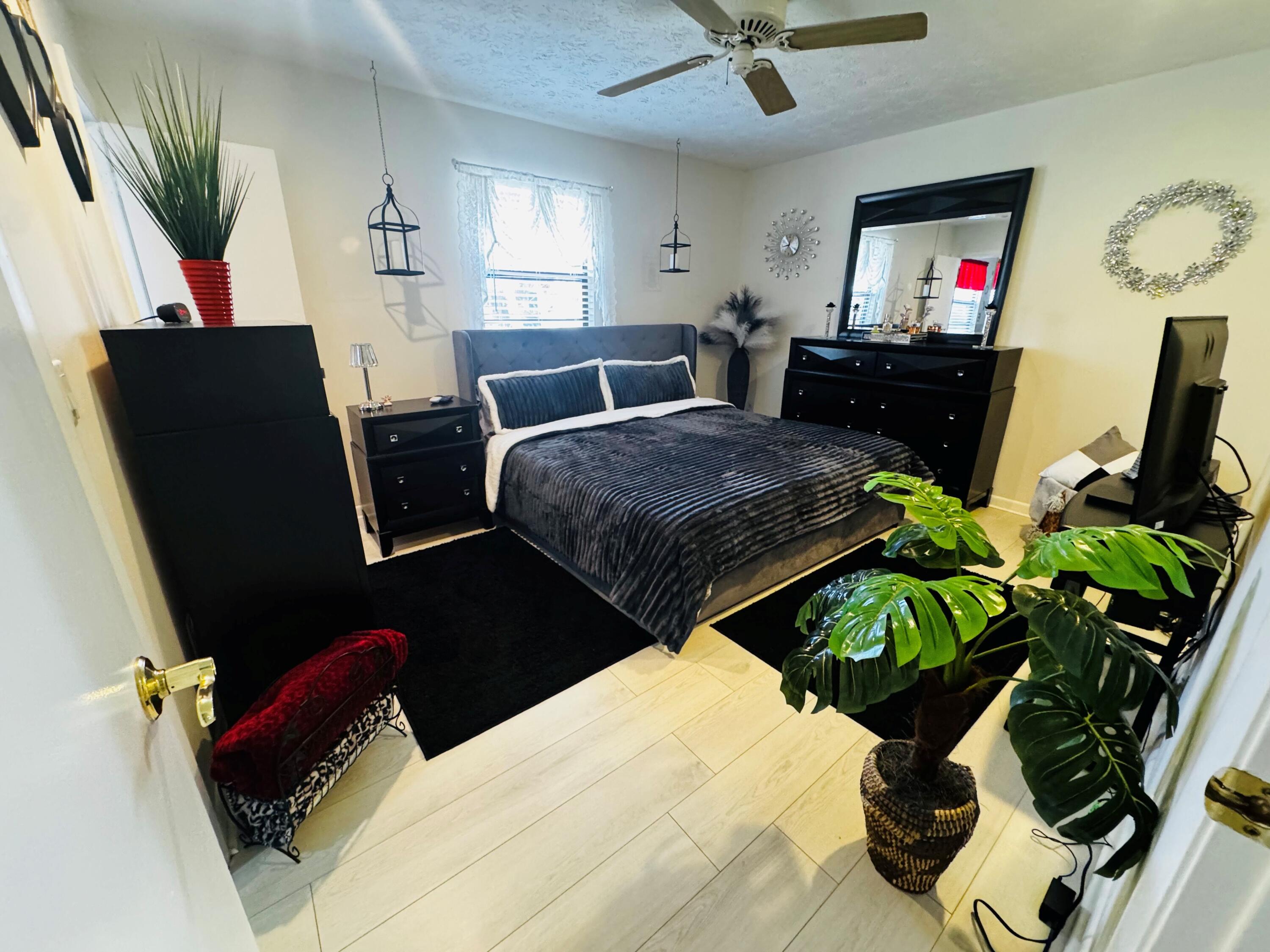 1918 Southeast Monroe Street Stuart, FL 34997 - Photo 6 of 13 Primary Bedroom