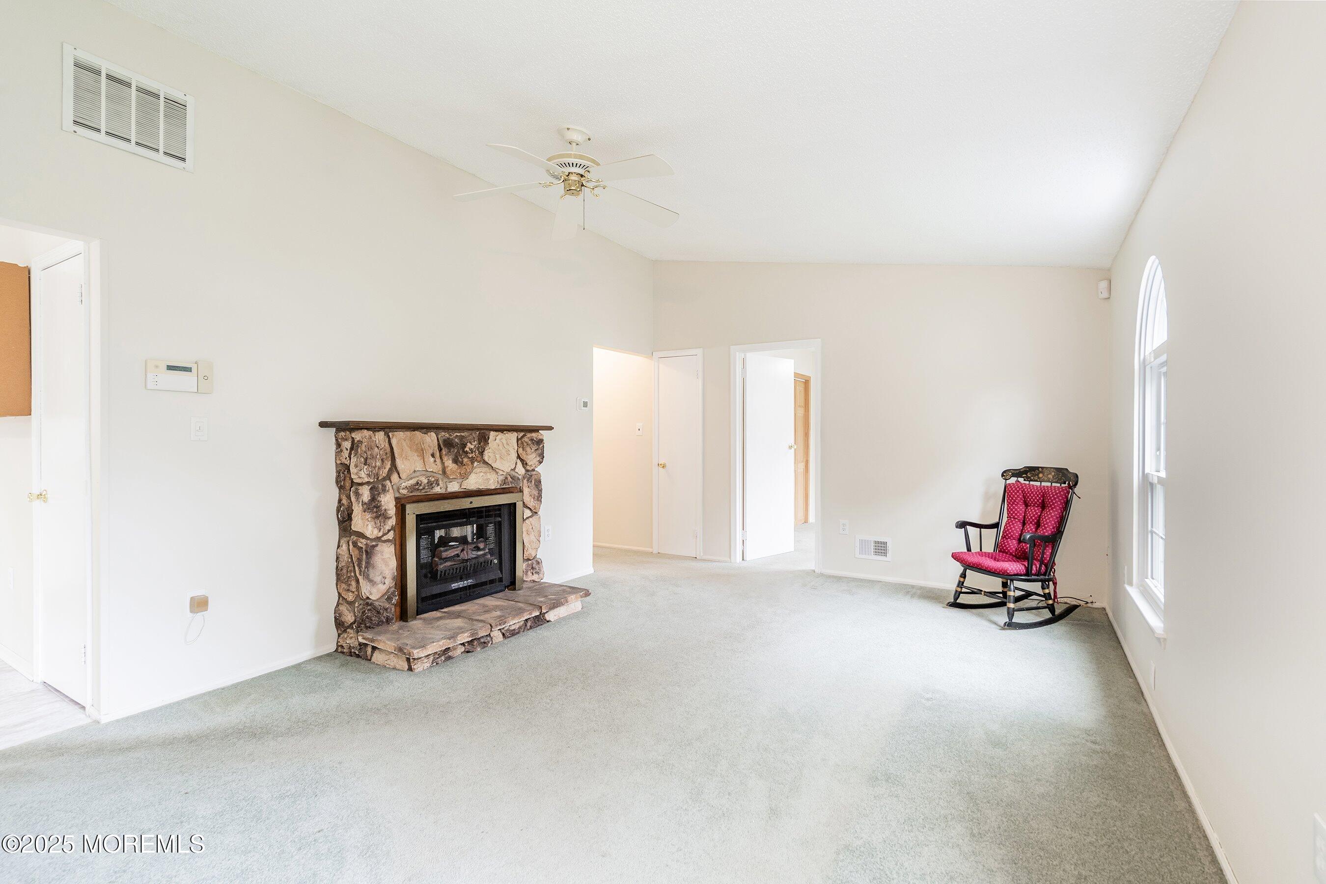 23 Datchet Close, Unit 1000 Freehold, NJ 07728 - Photo 3 of 28 03-Living 1A