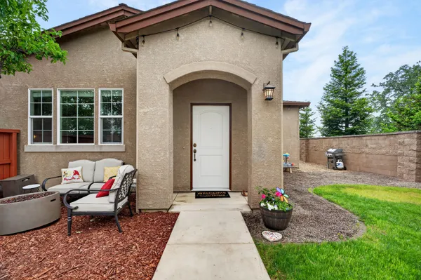 $375,000 | 520 Mission De Oro Drive, Redding, CA 96003