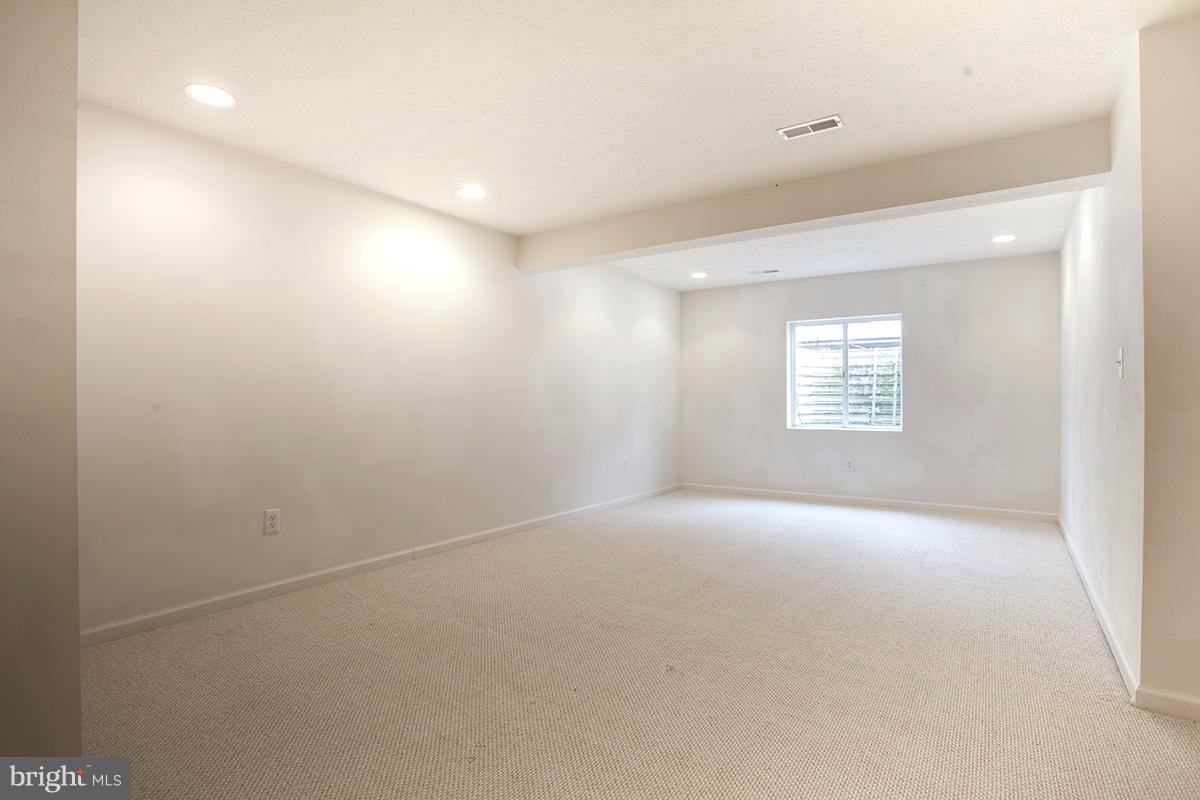 1820 Scaffold Way Odenton, MD 21113 - Photo 20 of 23 Family Room