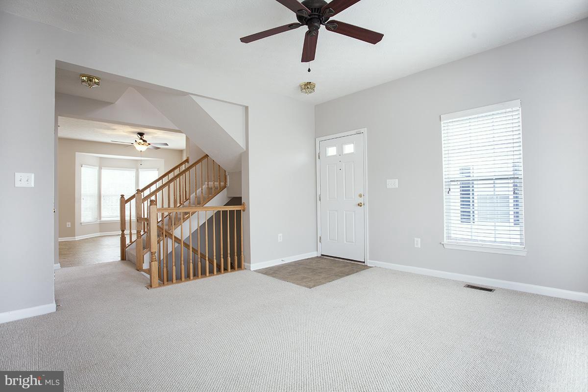 1820 Scaffold Way Odenton, MD 21113 - Photo 4 of 23 Living Room