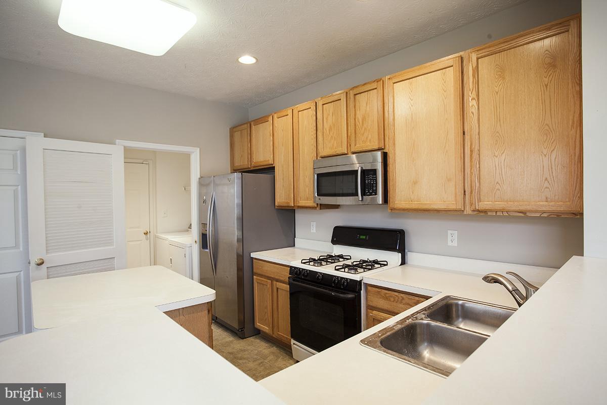 1820 Scaffold Way Odenton, MD 21113 - Photo 7 of 23 Kitchen