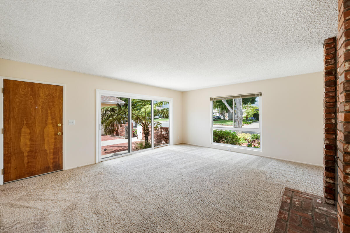 5575 Cameo Road Carpinteria, CA 93013 - Photo 10 of 32 _ROY6371