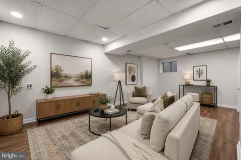$525,000 | 21 Briardale Court, Derwood, MD 20855