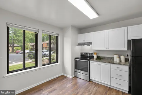 $525,000 | 21 Briardale Court, Derwood, MD 20855