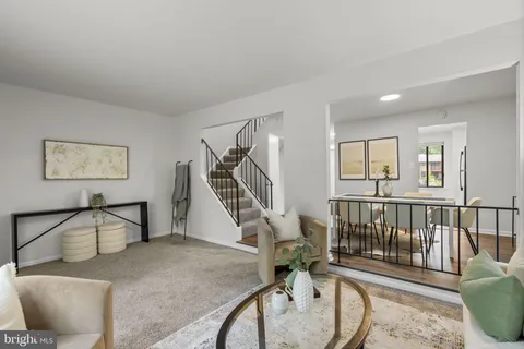 $525,000 | 21 Briardale Court, Derwood, MD 20855