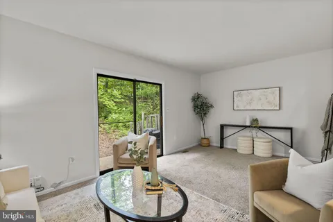 $525,000 | 21 Briardale Court, Derwood, MD 20855