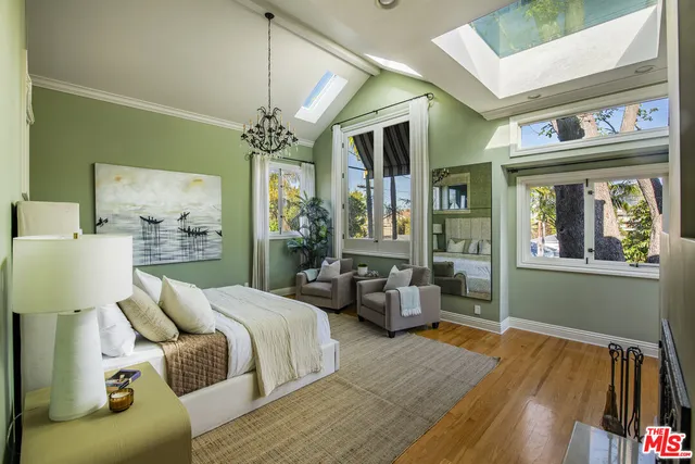 $4,500,000 | 2645 33rd Street, Santa Monica, CA 90405