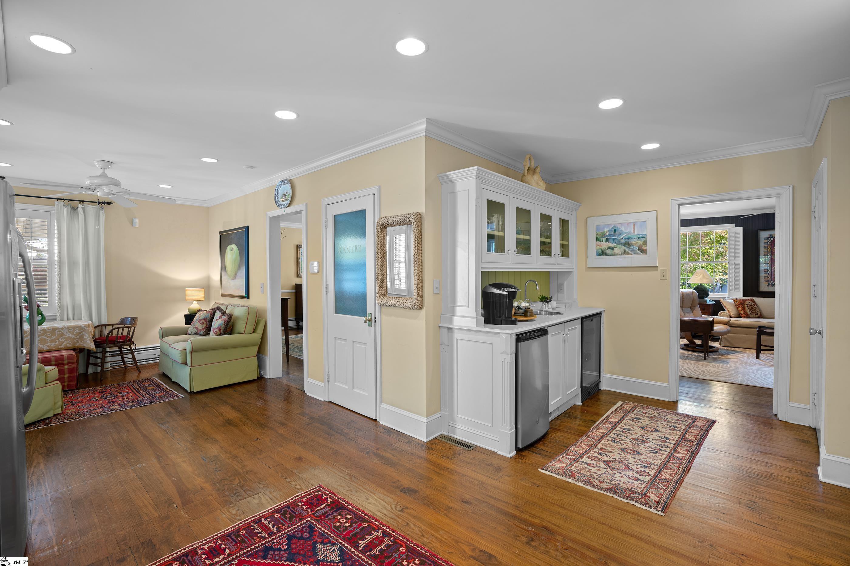 4 Pine Forest Drive Greenville, SC 29601 - Photo 19 of 41