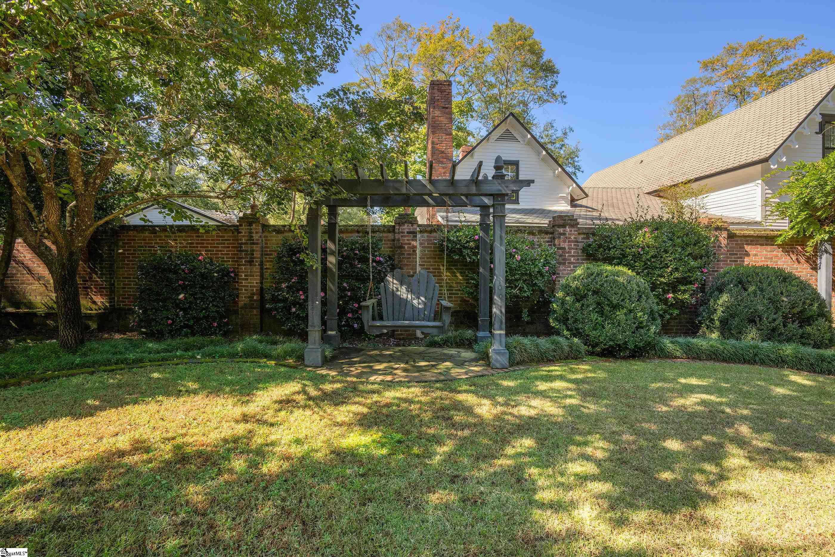 4 Pine Forest Drive Greenville, SC 29601 - Photo 31 of 41