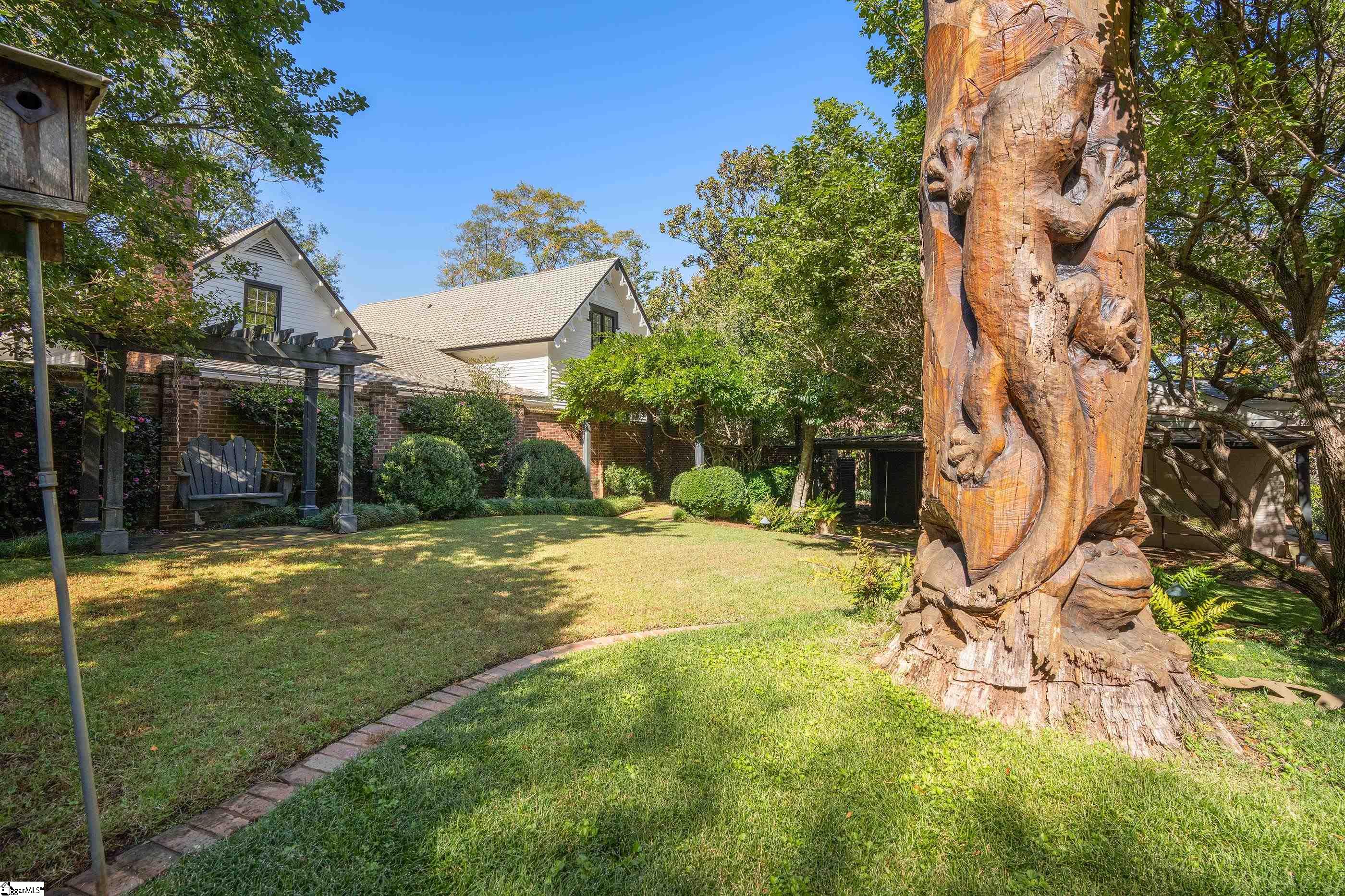 4 Pine Forest Drive Greenville, SC 29601 - Photo 33 of 41