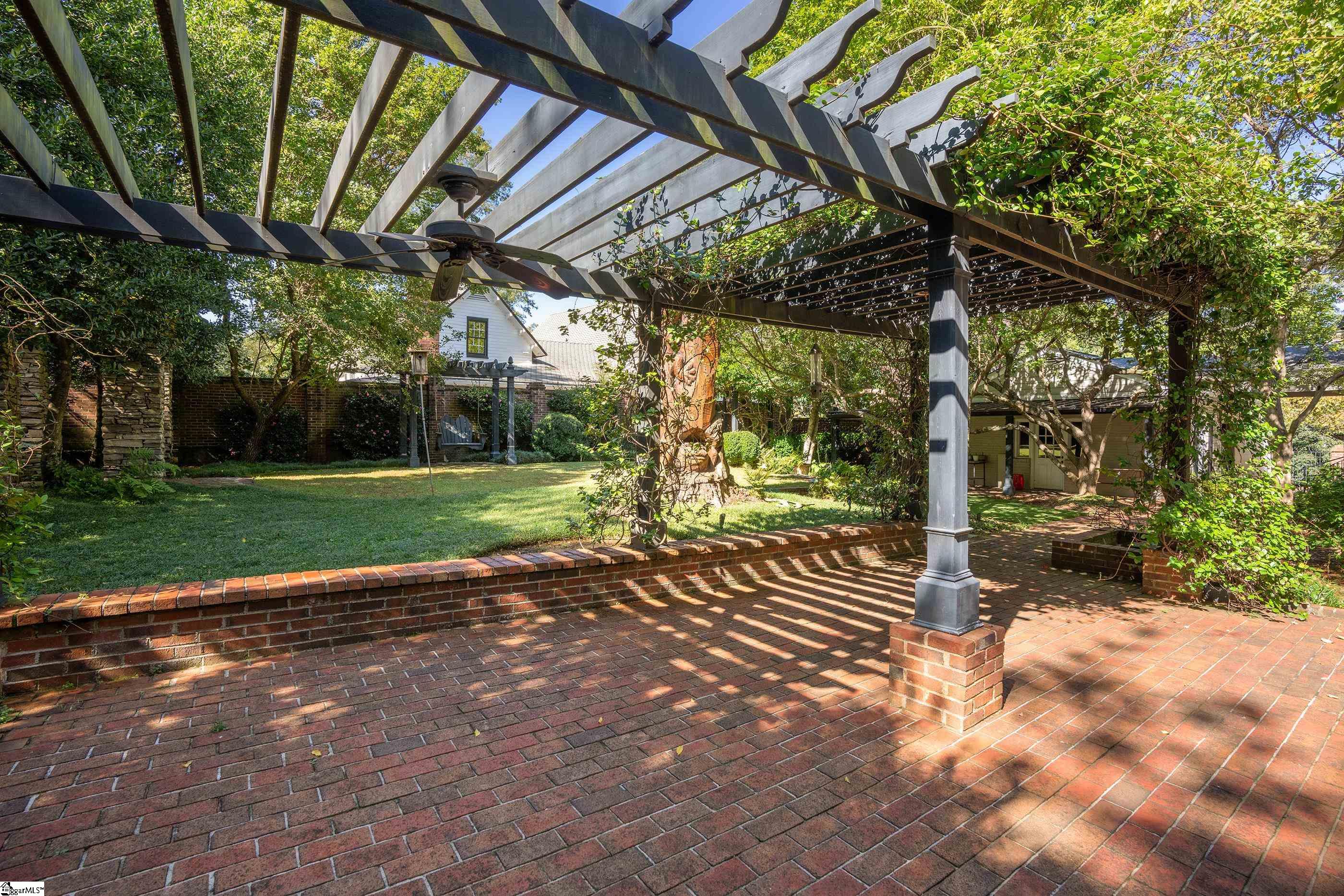 4 Pine Forest Drive Greenville, SC 29601 - Photo 34 of 41