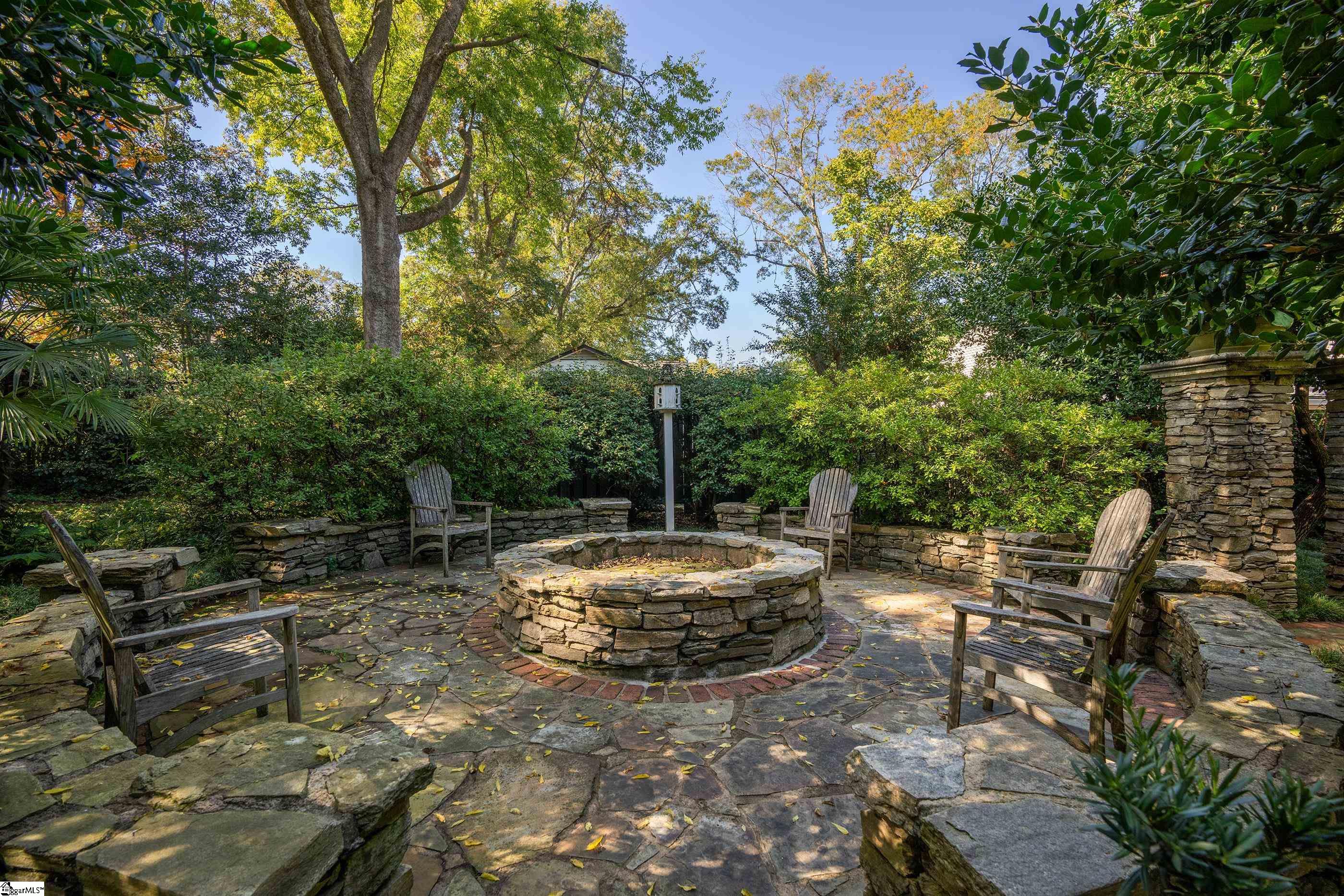 4 Pine Forest Drive Greenville, SC 29601 - Photo 35 of 41