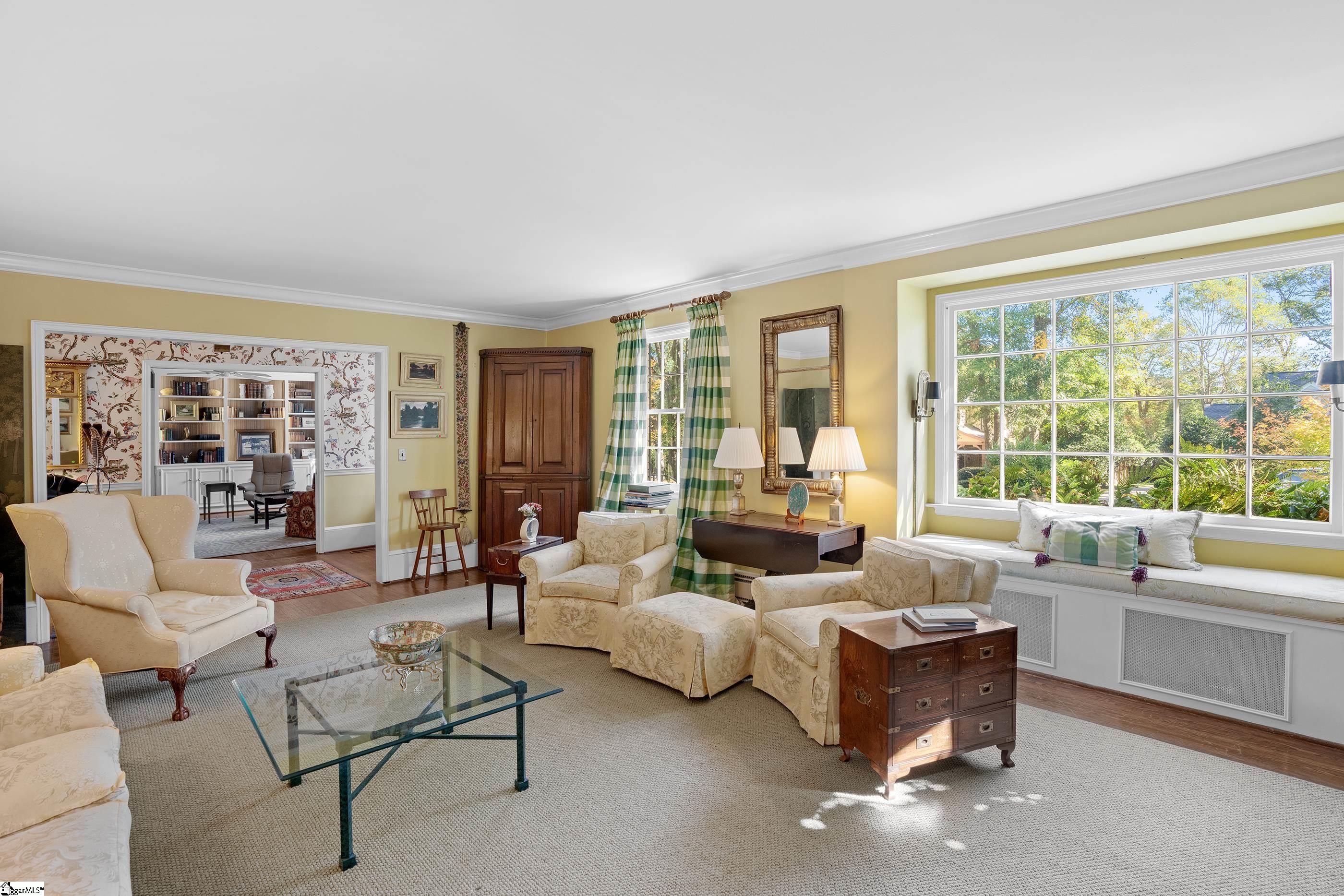 4 Pine Forest Drive Greenville, SC 29601 - Photo 6 of 41