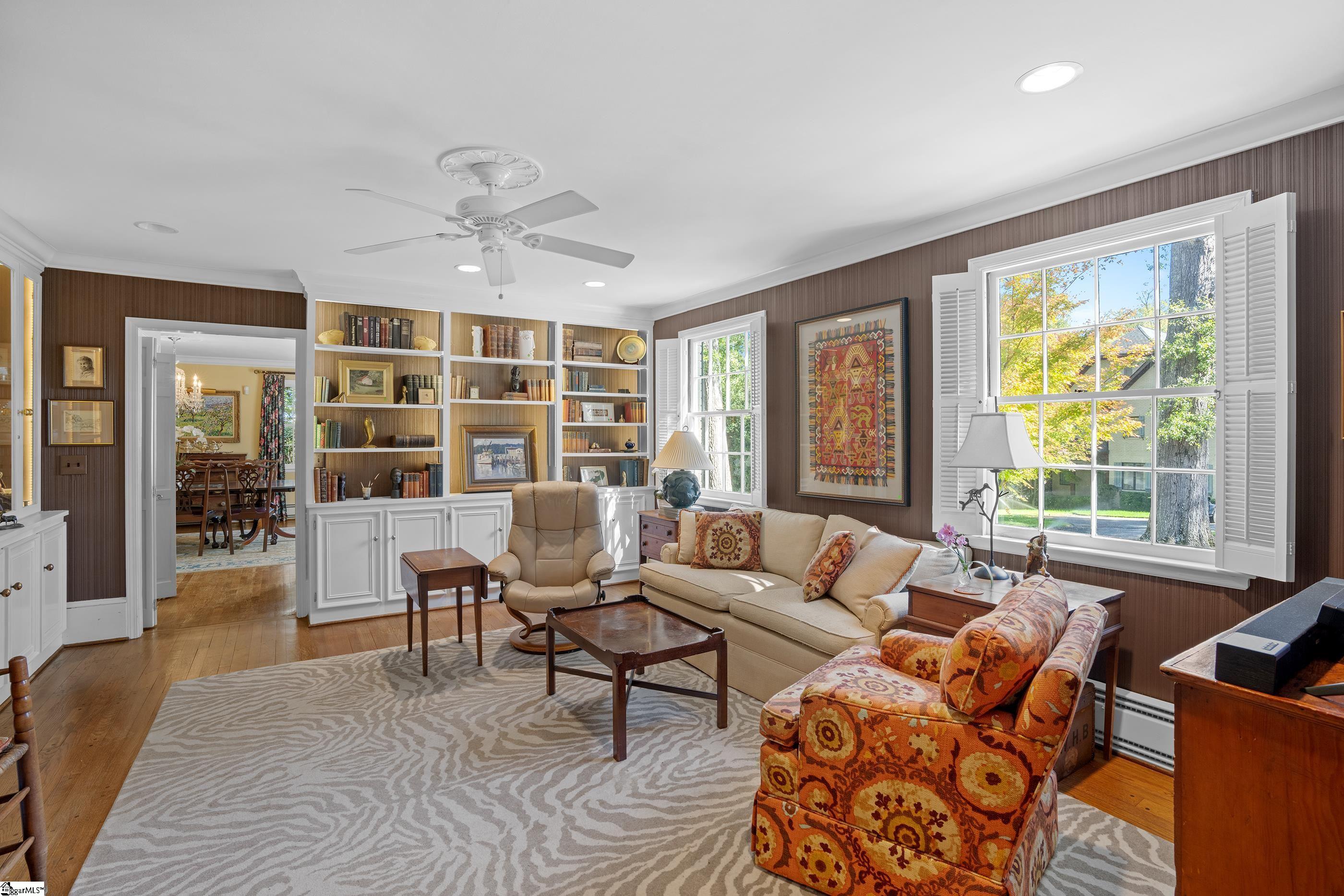 4 Pine Forest Drive Greenville, SC 29601 - Photo 8 of 41