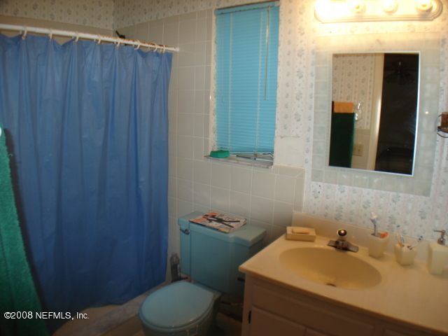 1010 Ald Road Jacksonville, FL 32211 - Photo 13 of 13 MASTER BATHROOM