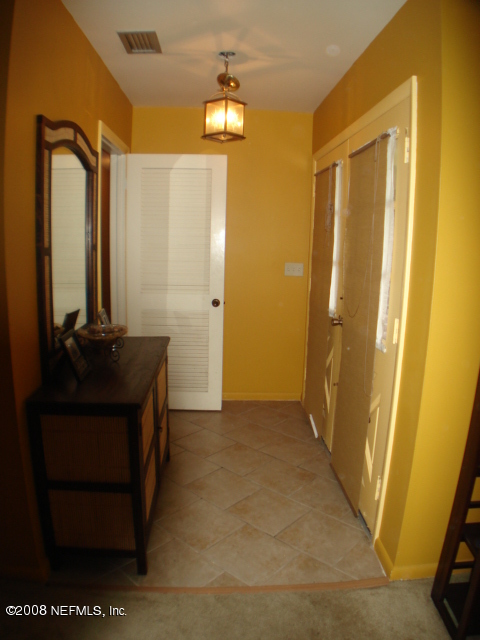 1010 Ald Road Jacksonville, FL 32211 - Photo 4 of 13 TILED FOYER