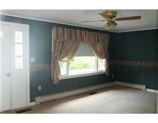 123 Archer Road Chesterville, ME 04938 - Photo 7 of 21 Living Room.