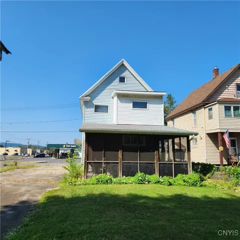 $129,000 | 104 Henry Street, Herkimer, NY 13350
