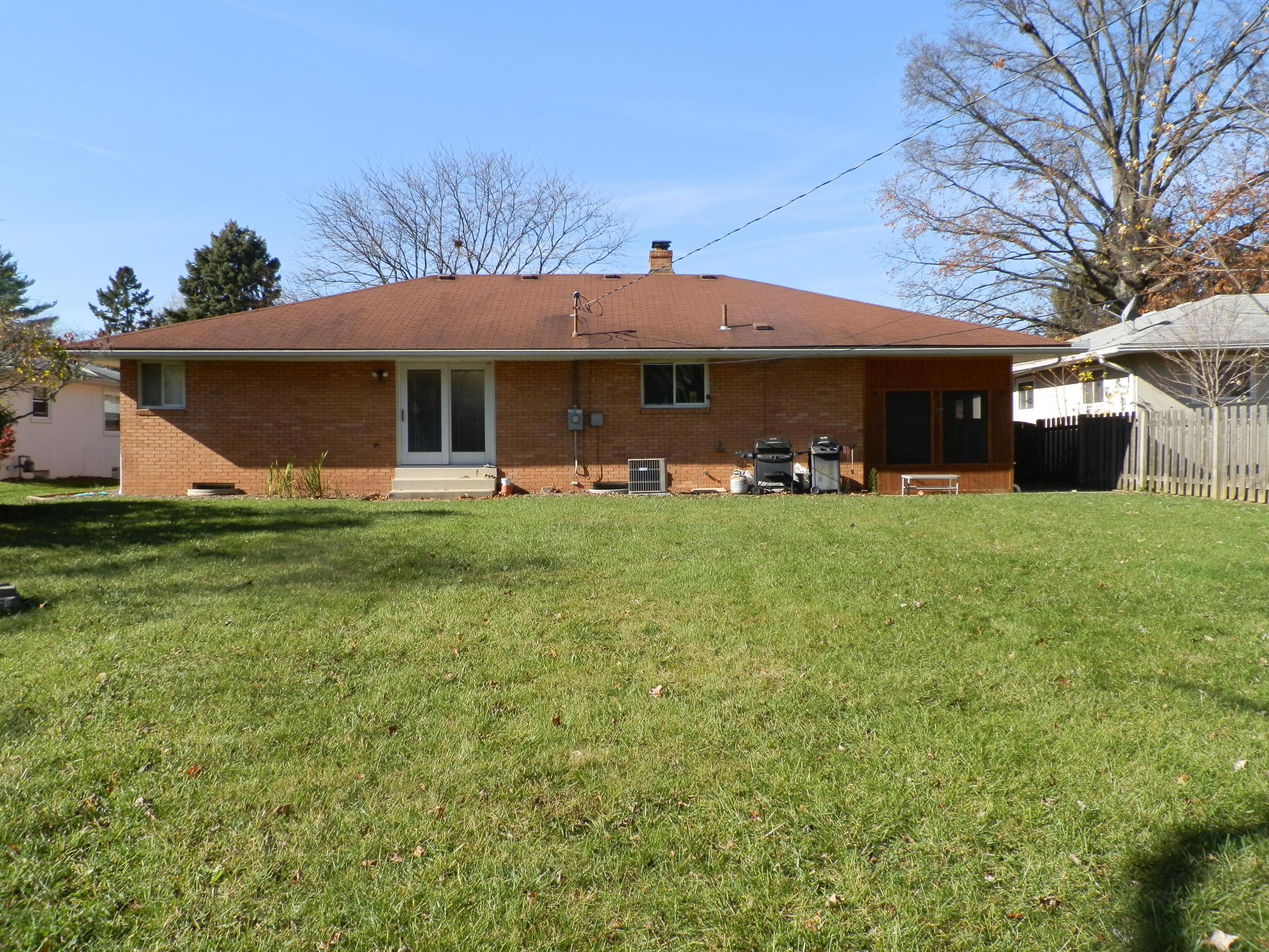 846 Bernhard Road Columbus, OH 43213 - Photo 4 of 23