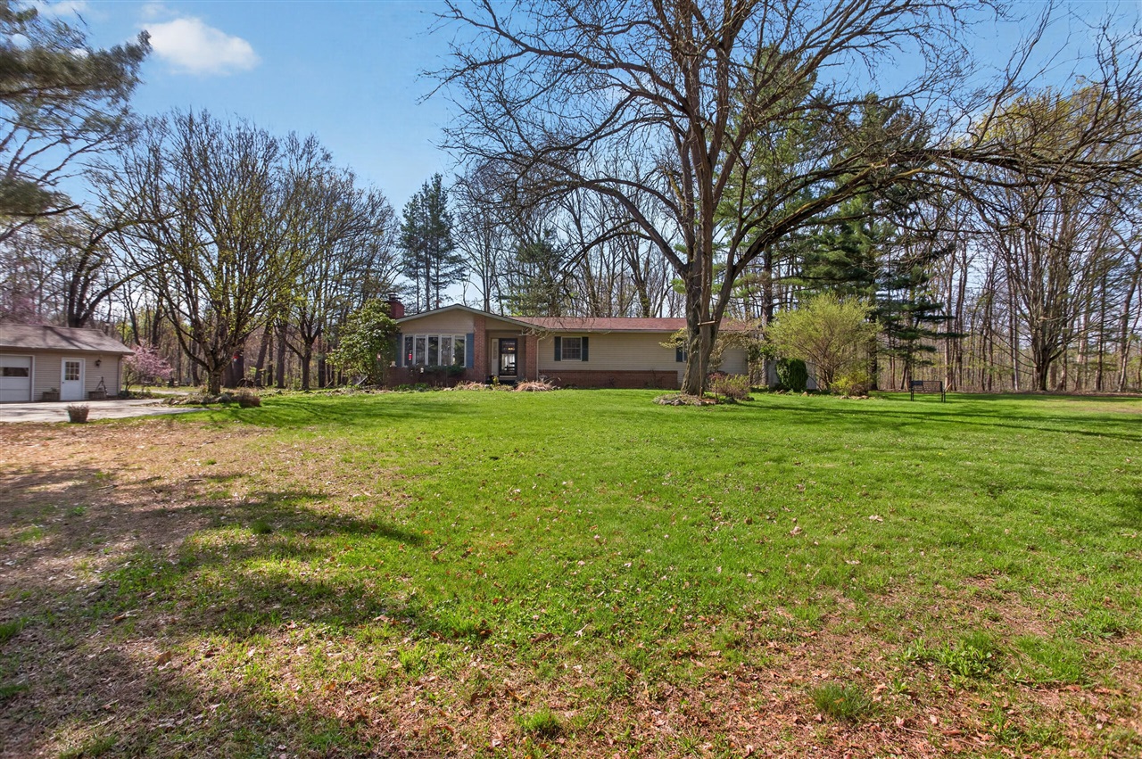 9437 Fisk Road Parma, MI 49269 - Photo 2 of 70