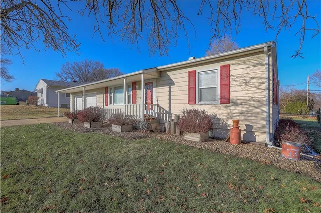 $240,000 | 10604 East 75th Street, Raytown, MO 64133