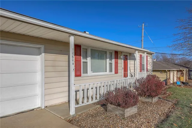 $240,000 | 10604 East 75th Street, Raytown, MO 64133