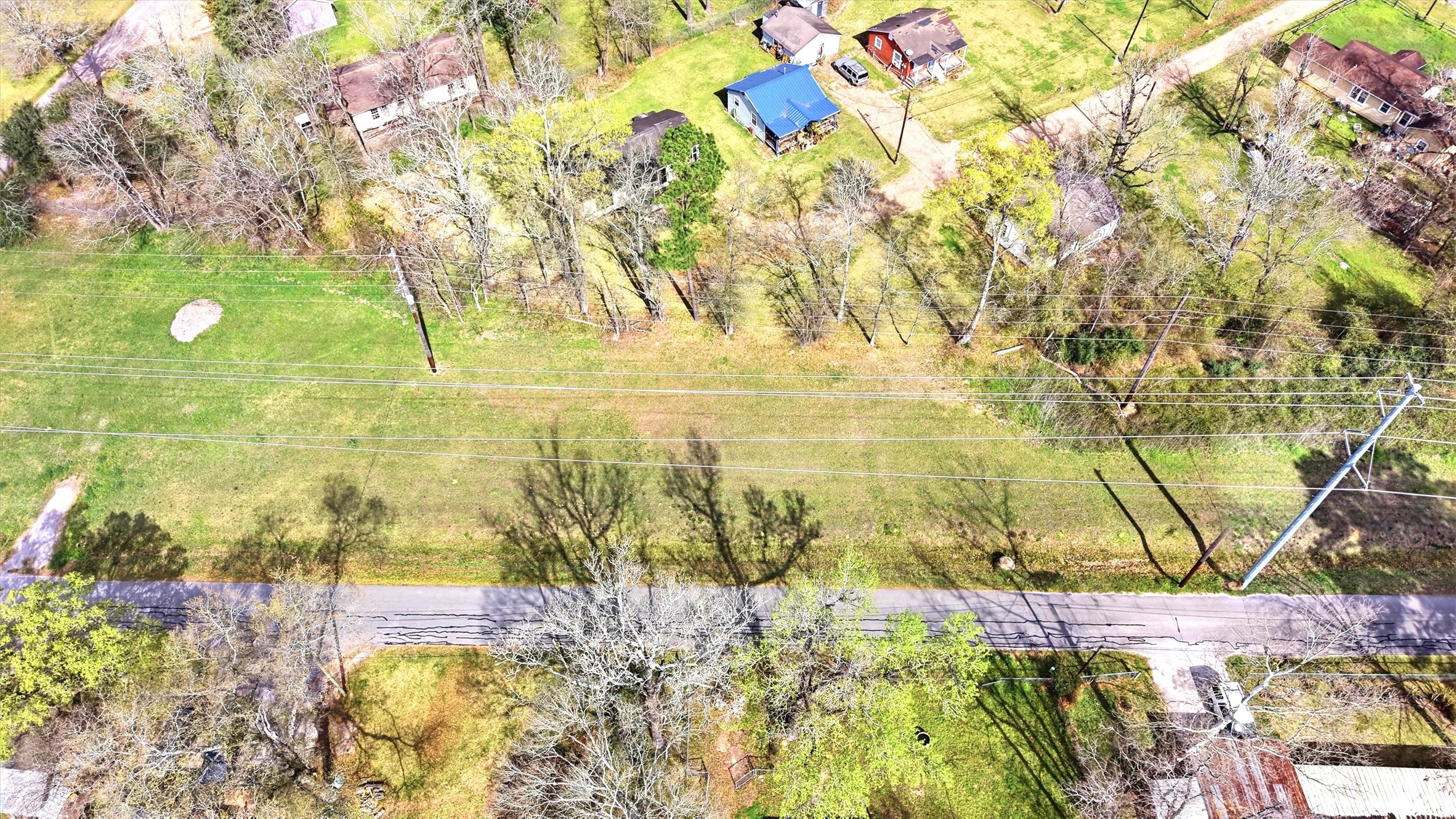 2636 Clanton Road Conroe, TX 77301 - Photo 13 of 20