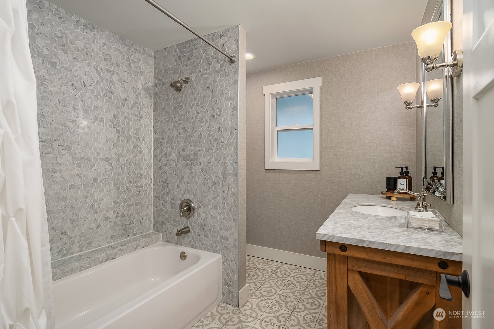 14734 209th Avenue Southeast Renton, WA 98059 - Photo 14 of 40 Gallery Image 14