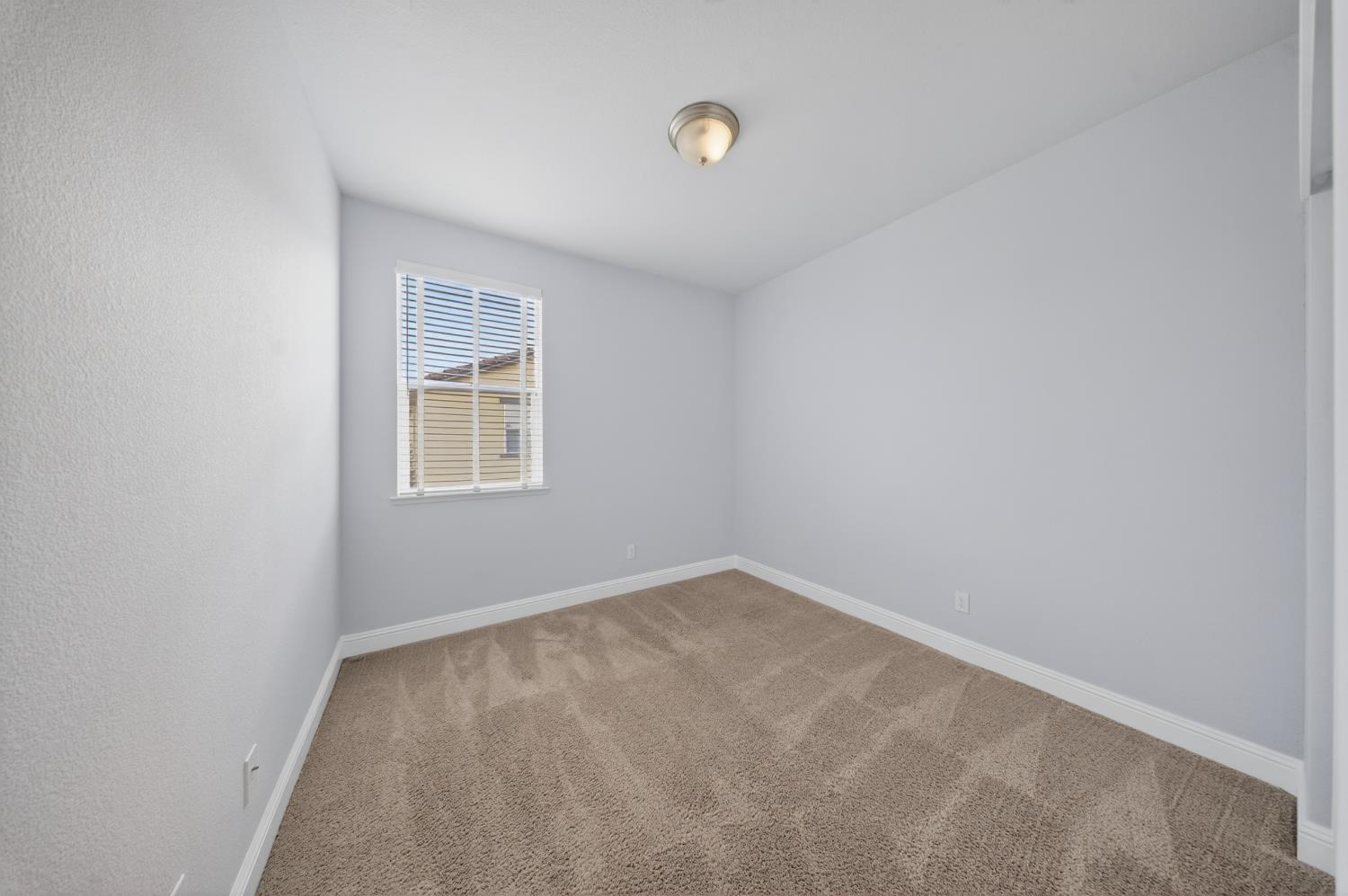 203 Rochdale Street Roseville, CA 95661 - Photo 35 of 46