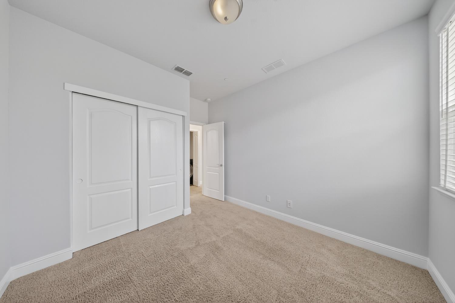 203 Rochdale Street Roseville, CA 95661 - Photo 37 of 46