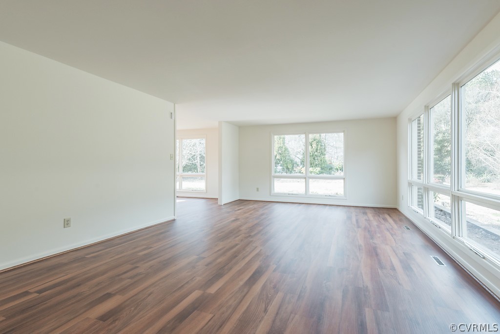 2066 Defense Road Petersburg, VA 23805 - Photo 9 of 50 Gallery Image 9