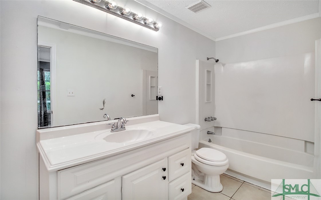 128 North Leeds Gate Road Savannah, GA 31406 - Photo 11 of 24 Master bath