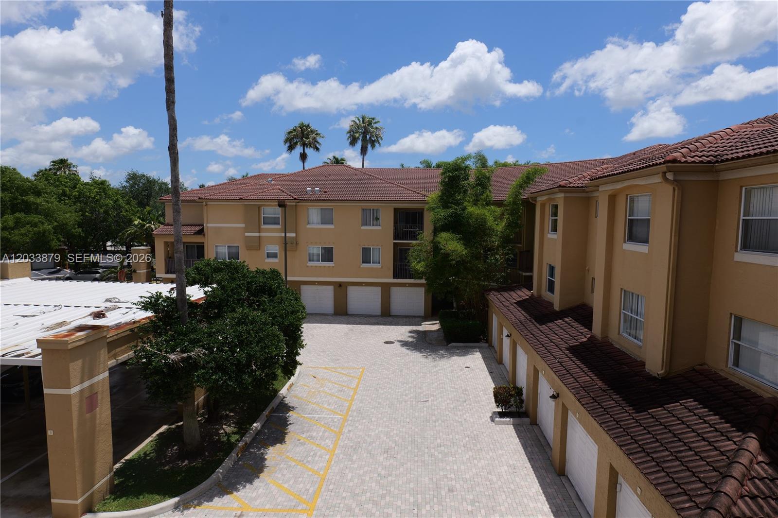 771 North Pine Island Road, Unit 308 Plantation, FL 33324 - Photo 1 of 10