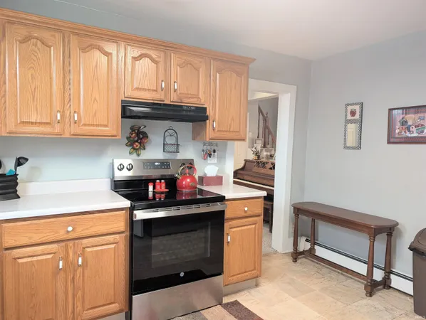 $170,000 | 420 East Central Avenue, Bluffton, IN 46714