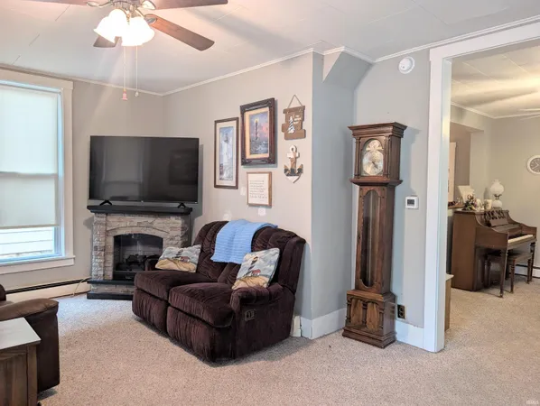 $170,000 | 420 East Central Avenue, Bluffton, IN 46714